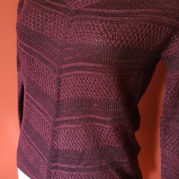 Pink Rose Burgandy V Neck Sweater Size Small - Picture 3 of 6